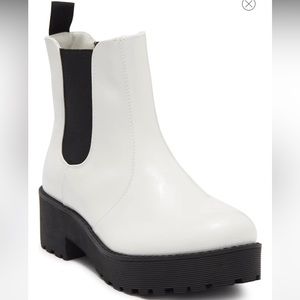 Chinese Laundry White Chelsea Boots